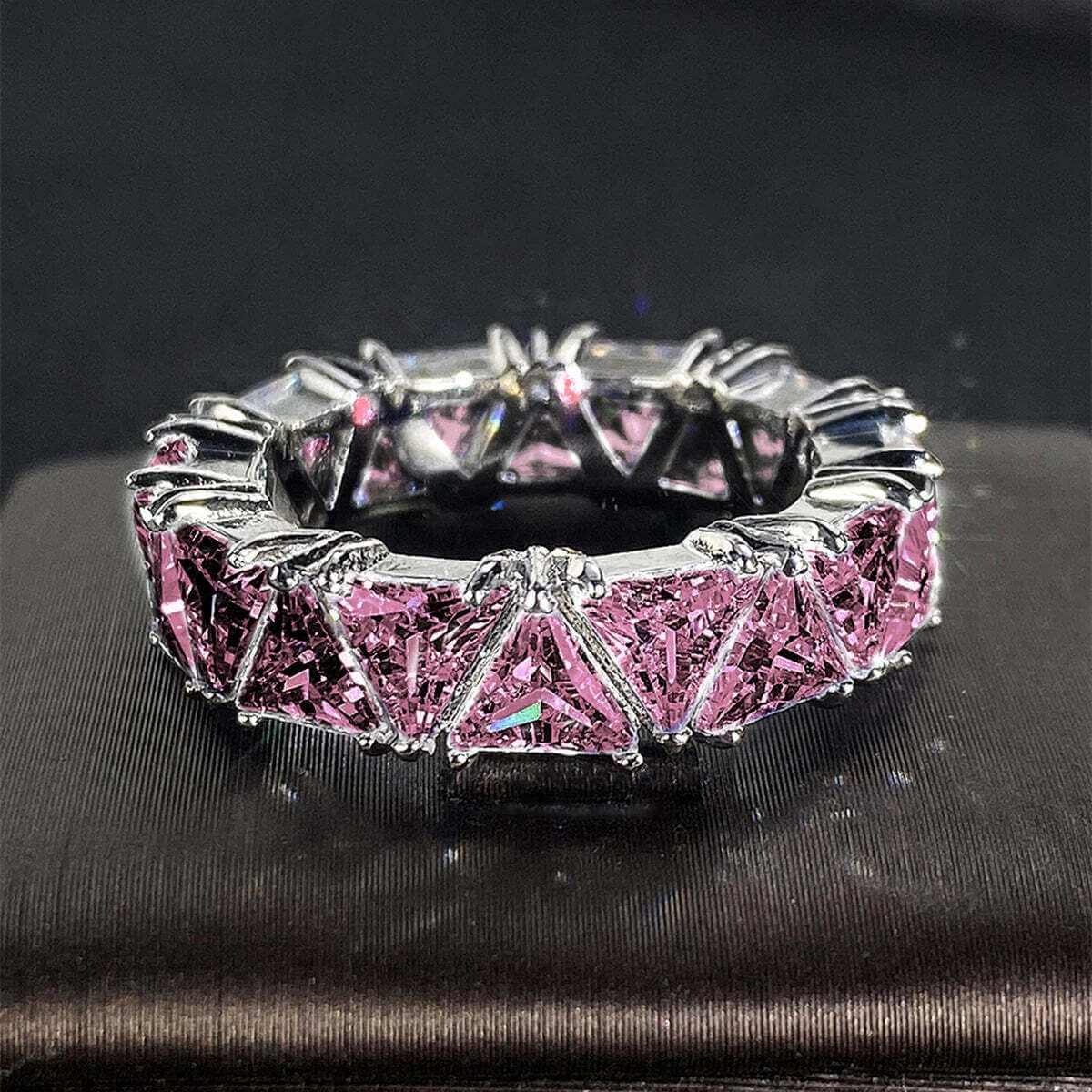 Bague Mariage Zircon Triangulaire – Alliance Femme Luxe TechVisio