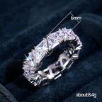 Bague Mariage Zircon Triangulaire – Alliance Femme Luxe TechVisio