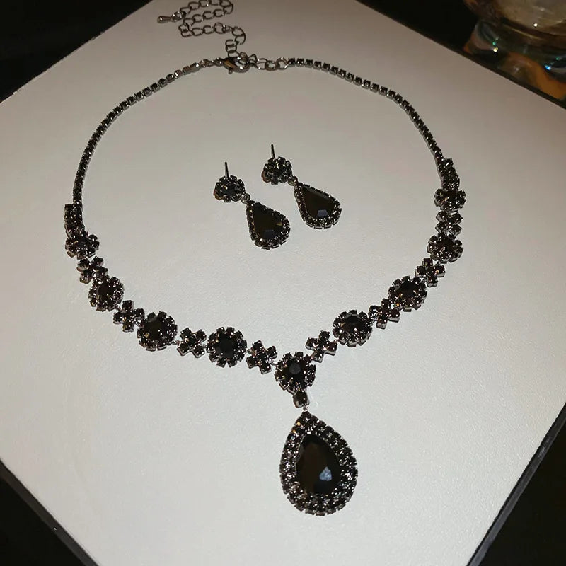 Shiny Crystal Necklace Earrings Women's Fashion Big Water Droplet Rhinestone Necklaces Wedding Evening Dress Jewelry Set TechVisio