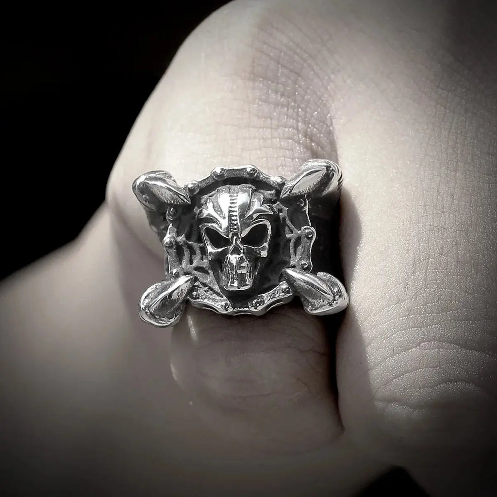 Bague Crâne Griffe de Dragon Metal Town