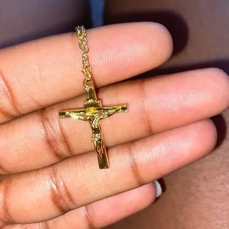 Collier Croix Plaqué Or 18K – Symbole de Foi • 7,99€ • Homme & Femme