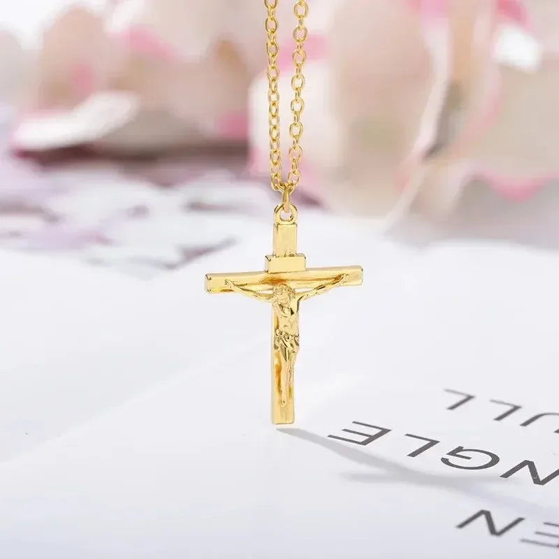 Collier Croix Plaqué Or 18K – Symbole de Foi • 7,99€ • Homme & Femme