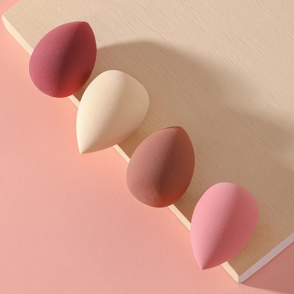 Lot 4 Éponges Maquillage Beauty Blender – 5 Couleurs