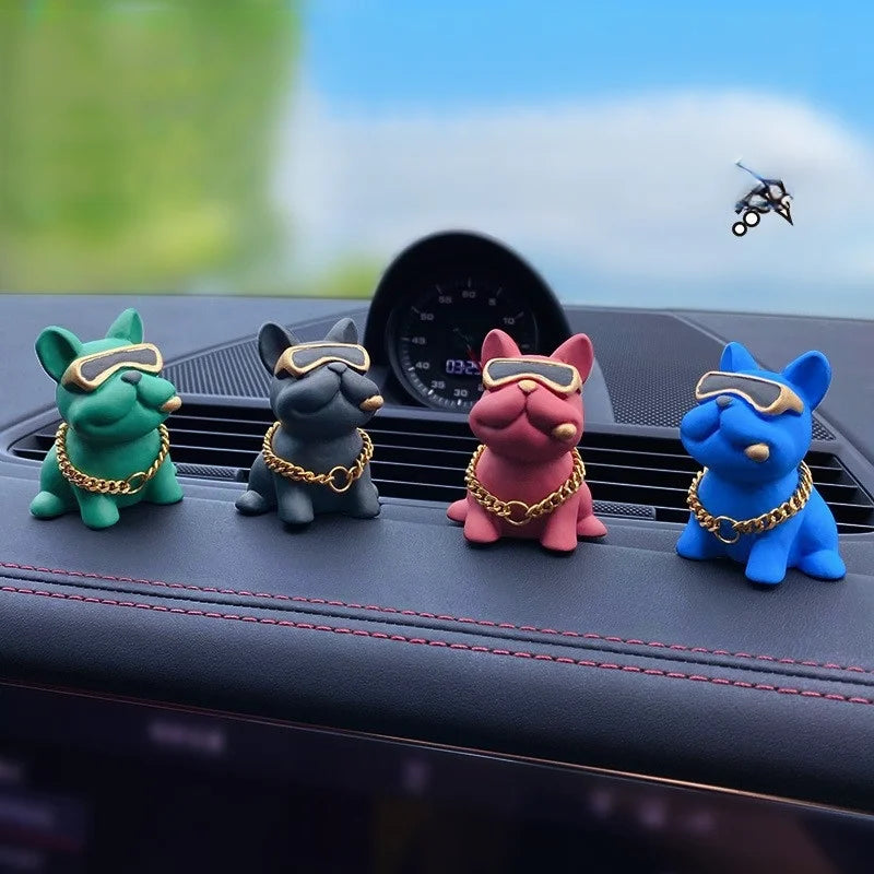 Figurine Bulldog Résine Tableau de Bord – Déco Voiture, 3 Coloris