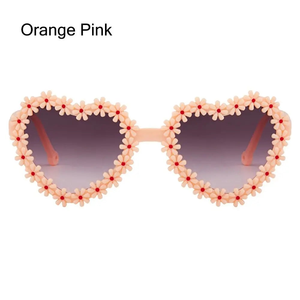 Cute Heart-Shaped Daisy Sunglasses for Kids Aged 3-18 Years Sun Protection Flower Sun Glasses Vintage Children Shades TechVisio