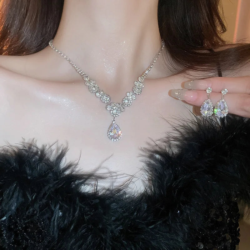 Shiny Crystal Necklace Earrings Women's Fashion Big Water Droplet Rhinestone Necklaces Wedding Evening Dress Jewelry Set TechVisio