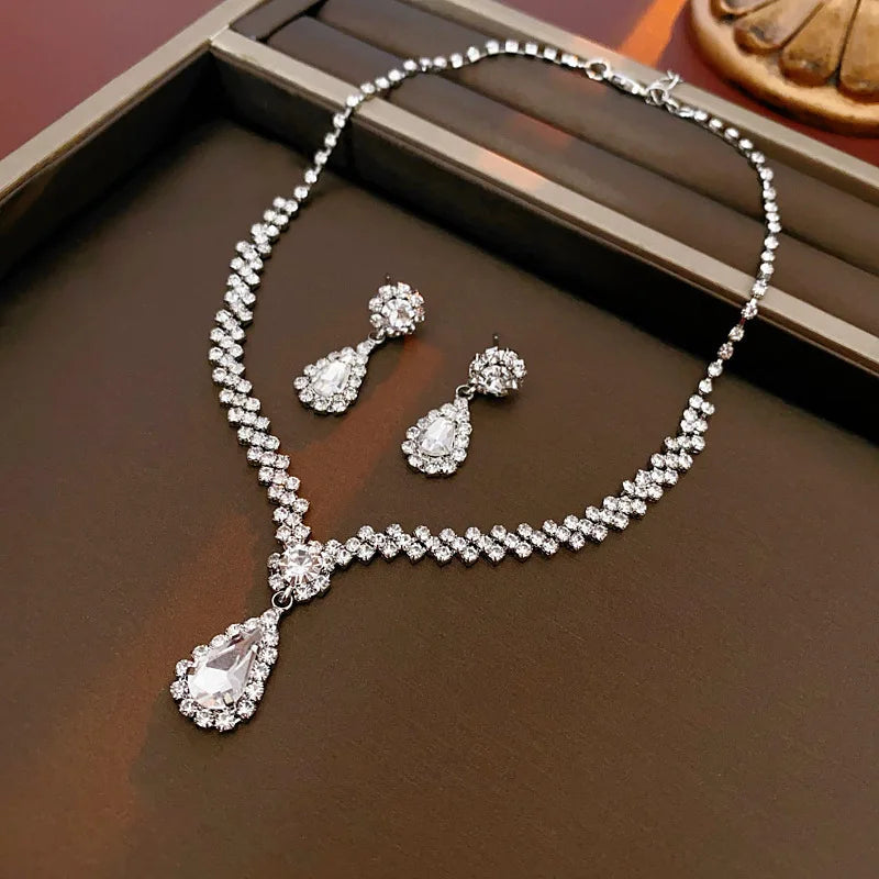 Shiny Crystal Necklace Earrings Women's Fashion Big Water Droplet Rhinestone Necklaces Wedding Evening Dress Jewelry Set TechVisio