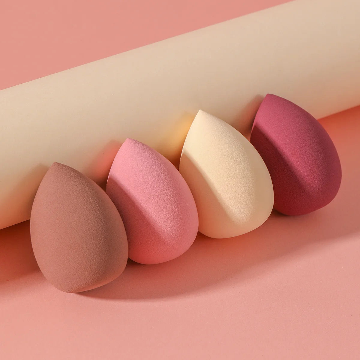 Lot 4 Éponges Maquillage Beauty Blender – 5 Couleurs