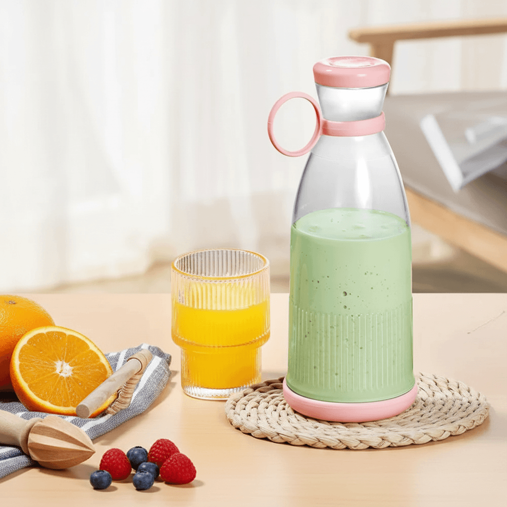 Portable Blender Electric Fruit Blender Durable Smoothies and Milkshakes Maker Rechargeable for Outdoors Camping Traveling TechVisio